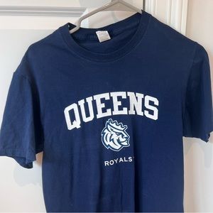 Queens University tee shirt
